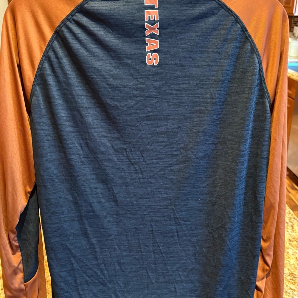 Texas Longhorn men’s 1/4 zip pullover. Sharp black & orange w/logos front/back - Picture 6 of 8